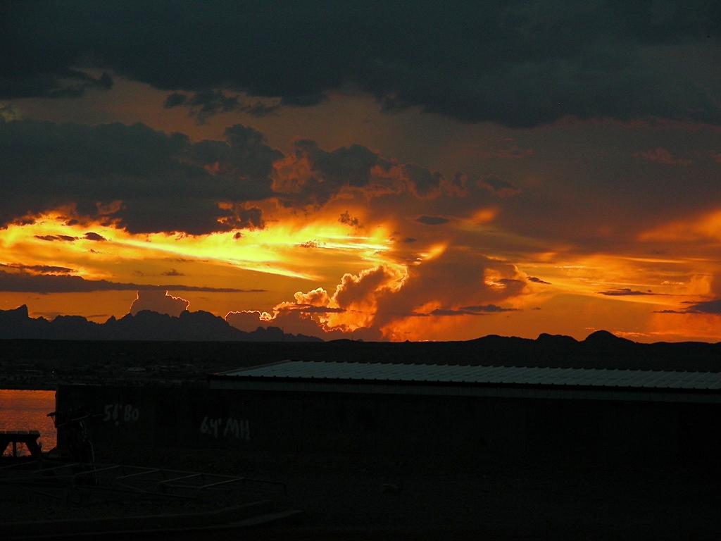 Campbell Cove RV Resort Sunset